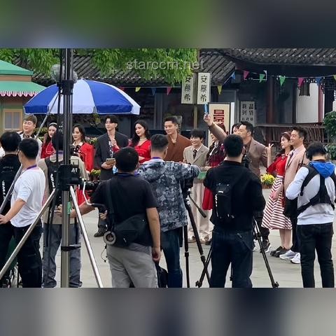 所有人都穿正裝不告訴周深的奇妙聚會(huì)策劃指南