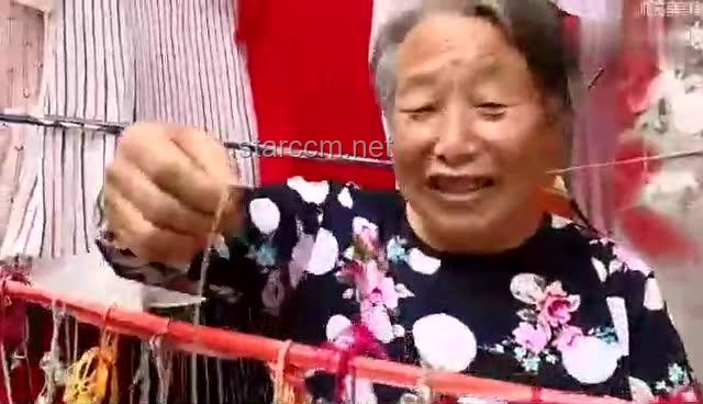 海地大媽：餡餅背后的英勇抗爭，40名黑幫成員命喪其手
