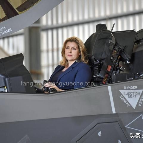 F35險(xiǎn)被擊落：美國(guó)軍事優(yōu)勢(shì)遭遇挑戰(zhàn)，恐慌情緒悄然蔓延