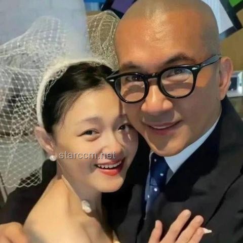 汪小菲大婚當(dāng)晚 S媽連發(fā)6條帖子：一場家庭情感的風(fēng)云變幻