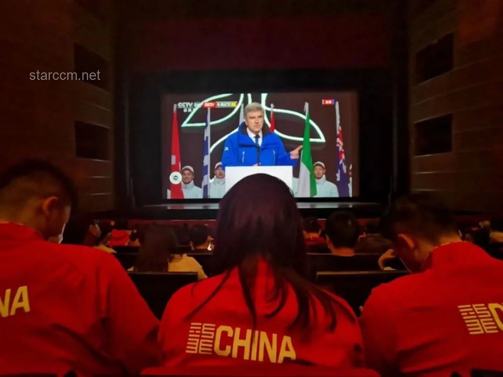 **我在全球100億觀眾眼皮下“逃出生天”**
