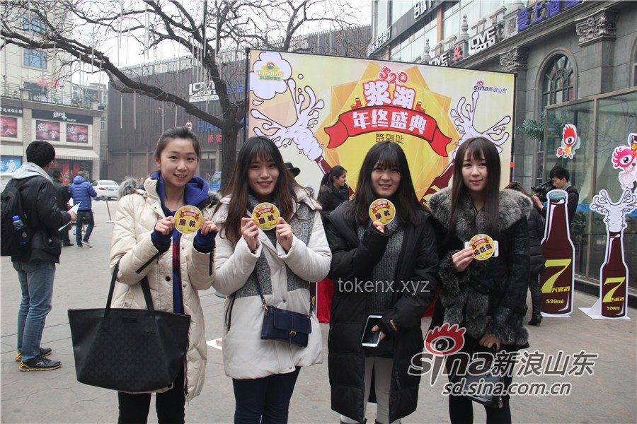 520愛(ài)的傳遞：女生以花為媒，夜市創(chuàng)新擺攤記