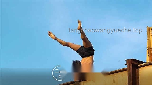 95后農(nóng)民工自學(xué)成才：傳統(tǒng)職業(yè)路徑與鋼管舞世界冠軍的對(duì)比