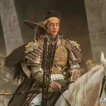 肖戰(zhàn)追著藏海傳制片人聊演技：提升演技的實戰(zhàn)指南