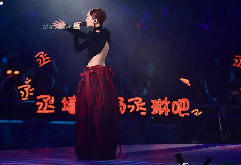 **沈夢(mèng)辰：從娛樂(lè)新人到全能藝人的蛻變對(duì)比分析**
