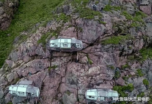探秘全球最危險(xiǎn)的酒店：懸崖峭壁上的高空奇遇，2900米高海拔的挑戰(zhàn)