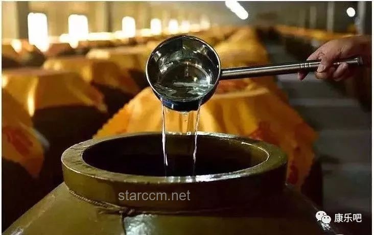 誰懂這個(gè)酒香噴泉的含金量？揭秘高端飲酒文化的獨(dú)特魅力