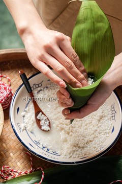 “長糯米”與“圓糯米”分野下的美食新趨勢：解鎖粽子美味的未來密碼