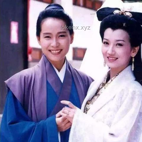 《浮生一戲》與熱門動(dòng)畫作品對比分析：創(chuàng)新敘事與視覺藝術(shù)的碰撞