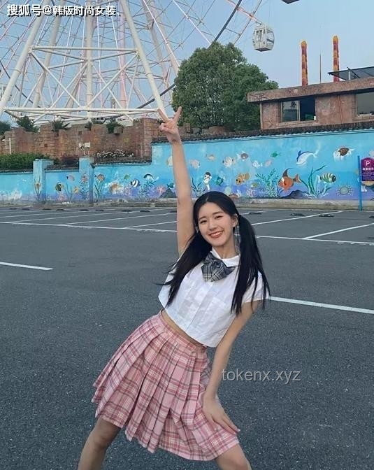 被趙露思帶火的“亞麻短袖”，真的好適合夏天穿！更重要的是還百搭時(shí)髦