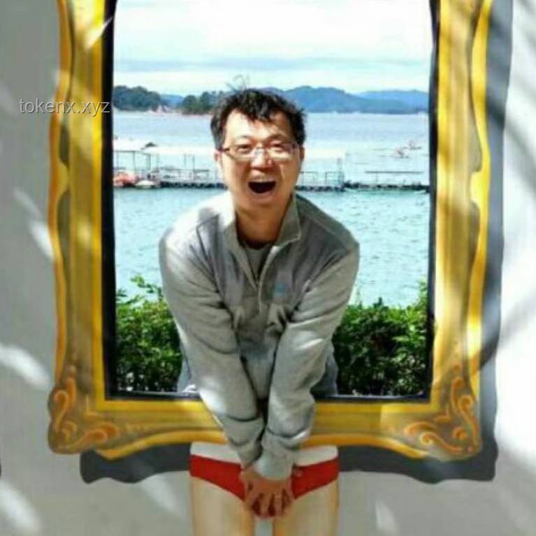 “帥哥經(jīng)濟(jì)”現(xiàn)象深度剖析：顏值經(jīng)濟(jì)下的新趨勢與挑戰(zhàn)