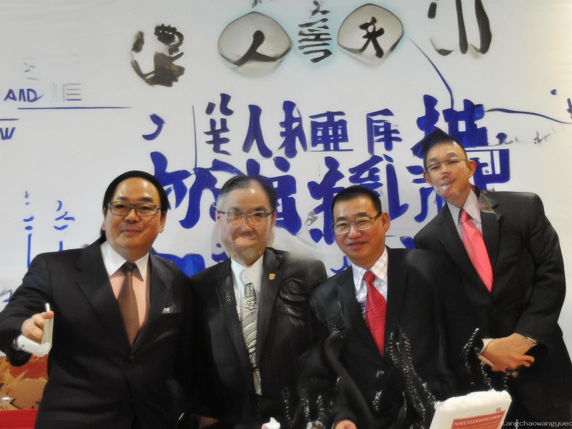 “誰好人進(jìn)隔離區(qū)帶個(gè)僵尸頭啊??！”：疫情下的奇異現(xiàn)象與深層社會(huì)心理分析