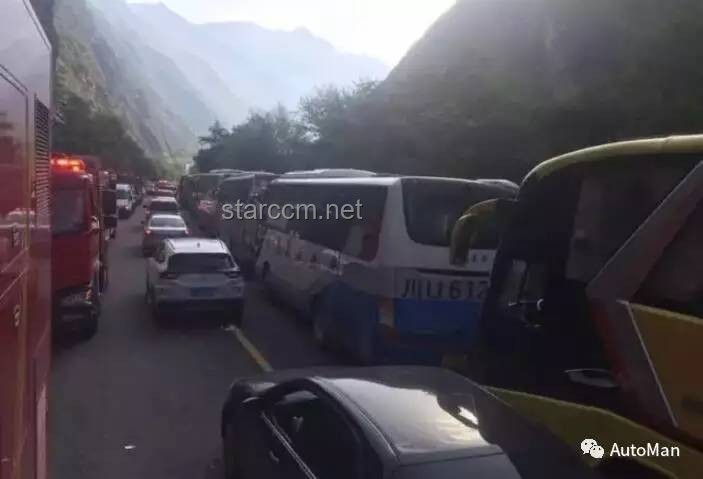 小轎車阻礙建高鐵？真相揭秘：暴力損壞是謠言！
