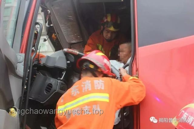 **男童車禍身亡，家屬追責：干部身份不應(yīng)成為保護傘**
