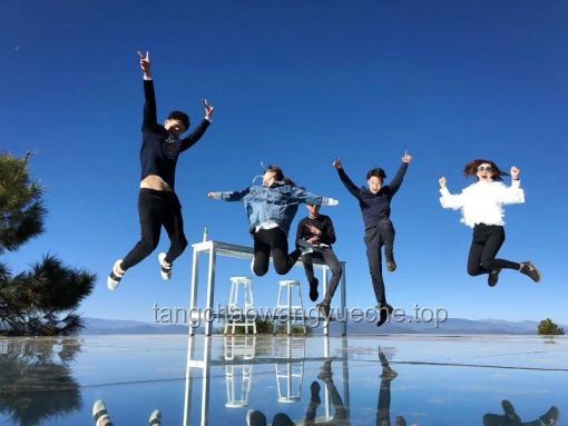 滑翔傘安全飛行指南：避免“云吸”現(xiàn)象，保障高空安全