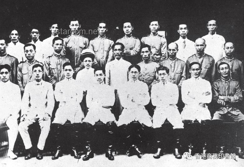 “誰能給墨索里尼刨墳？”——神奇組織31與歷史上其他反法西斯組織的對比分析