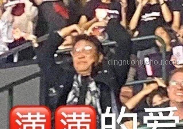 “重生之在韓國SM大樓搞團建”：一場愛豆與粉絲的夢幻聯(lián)動