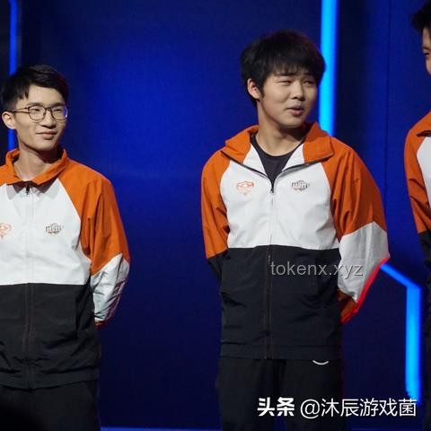 每一幀都在博弈：游戲直播、電競(jìng)與短視頻融合的新戰(zhàn)場(chǎng)