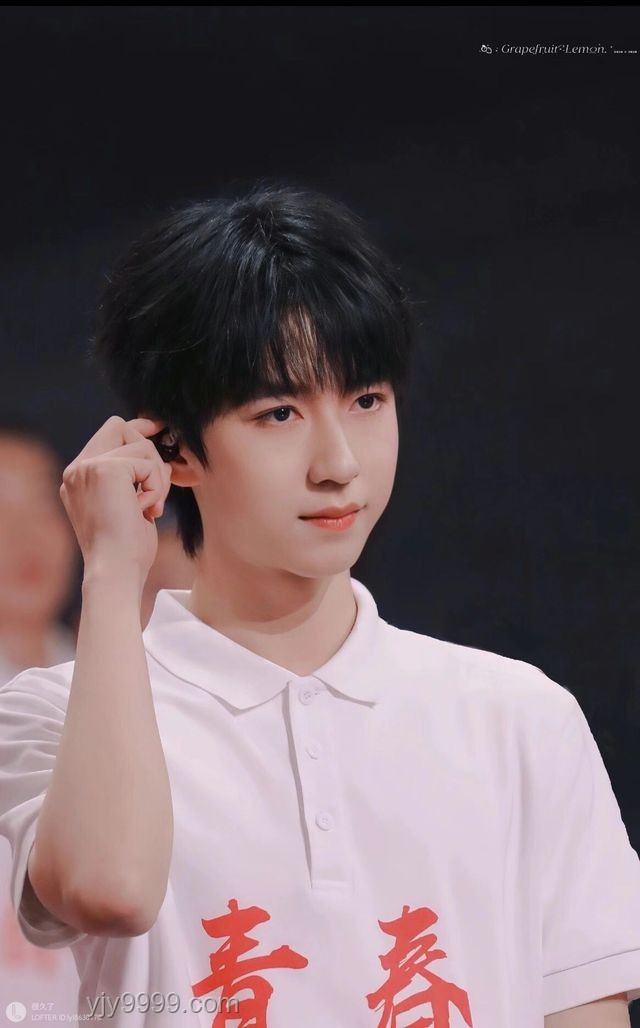 時(shí)代少年團(tuán)翻唱《Lemon》：經(jīng)典再現(xiàn)與青春演繹