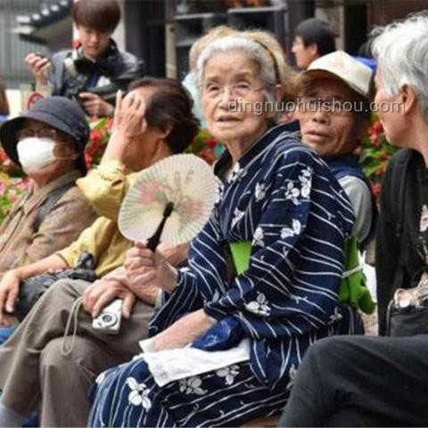 **韓國生育率上升的背后：我與我的“小確幸”**
