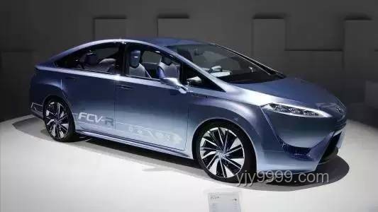 電動汽車 vs 燃油汽車：性能、環(huán)保與經(jīng)濟性全面對比分析