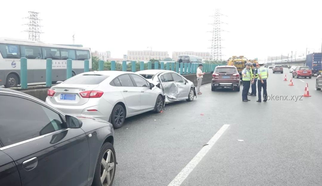 **東莞車道減少致汽車墜橋事故解決方案**