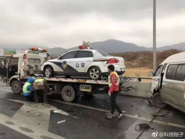 **東莞車道減少致汽車墜橋事故解決方案**