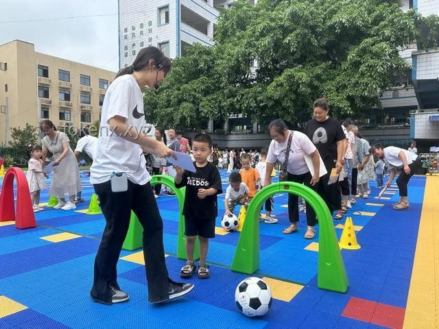 幼兒園放假跳繩挑戰(zhàn)：解鎖孩子的運(yùn)動(dòng)新技能?