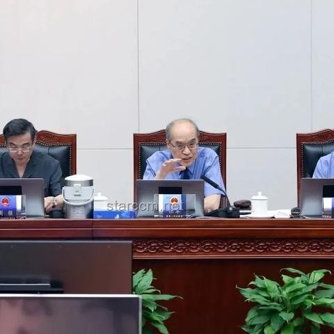 6月1日新規(guī)落地，行業(yè)變革笑中有“料”