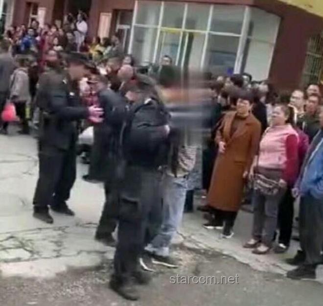 成都有人當(dāng)街持刀行兇？警方通報全解析
