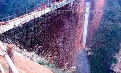 ??四川鐵路橋垮塌下的創(chuàng)新反思與重構(gòu)策略