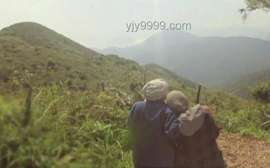 **35歲小伙的隱居生活：山洞里的四年修行**