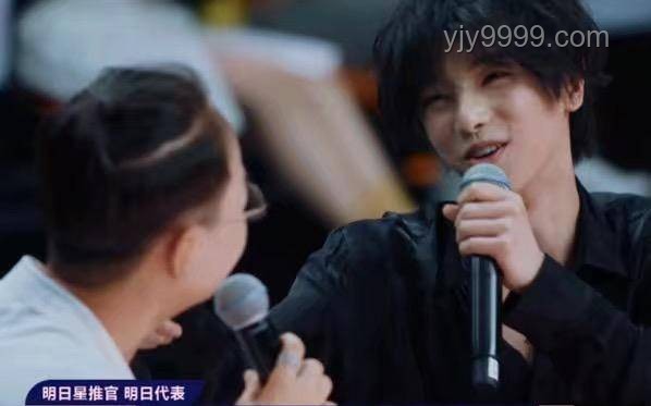 “斷眉力挺，馬嘉祺音樂之路或迎新高峰”