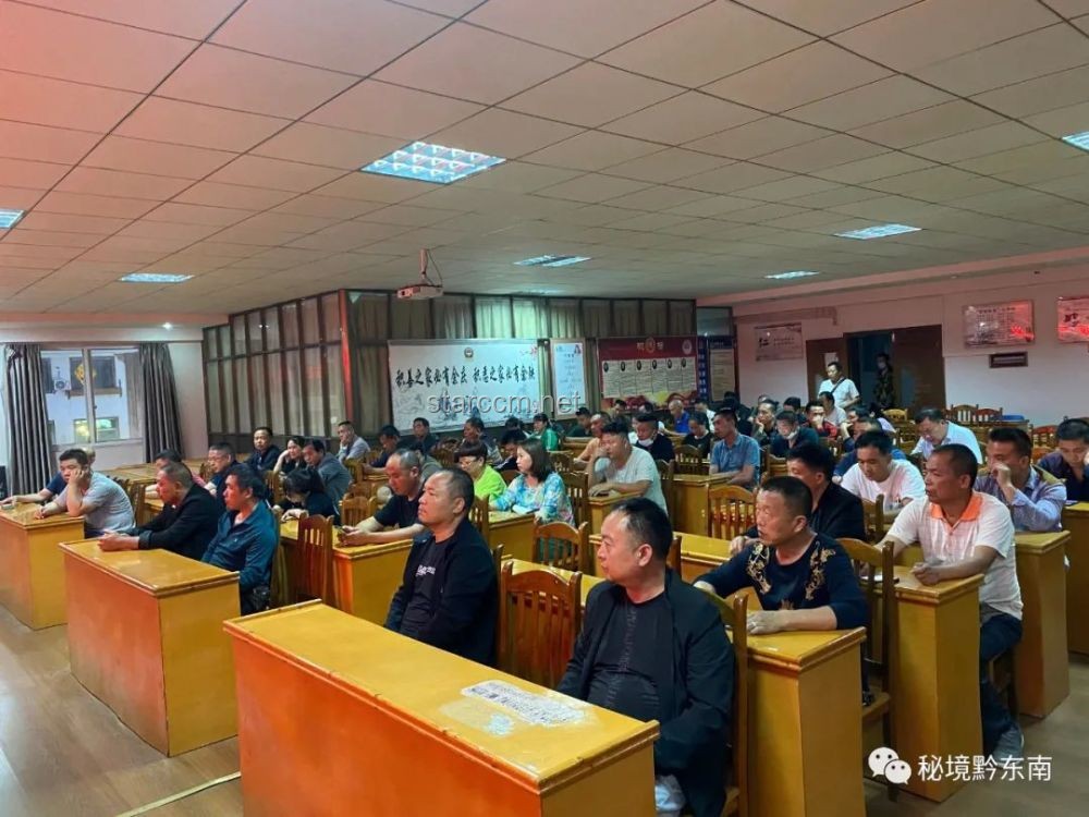 俞敏洪發(fā)視頻報平安后的公眾人物健康透明度趨勢