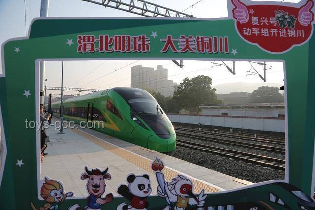 **5A景區(qū)為何不敵商場(chǎng)小火車？揭秘游樂體驗(yàn)的制勝之道**