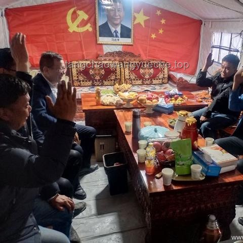 兩頭熊誤入牧民家：熊的戰(zhàn)斗力何以被狗超越？