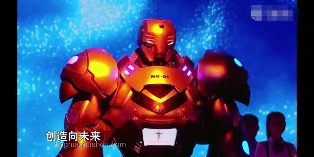 人形機(jī)器人時(shí)代：2040年，人與機(jī)器的共舞新篇章 ??, 預(yù)測(cè)未來, 創(chuàng)新思維, 人機(jī)協(xié)作
