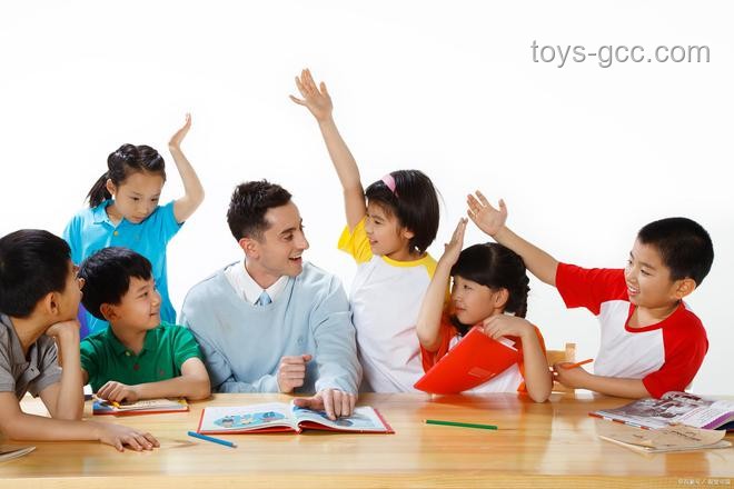 如何有效支持抑郁癥少年面對老師的批評：與孩子“站在一起”的重要性