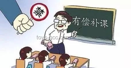 如何有效支持抑郁癥少年面對老師的批評：與孩子“站在一起”的重要性
