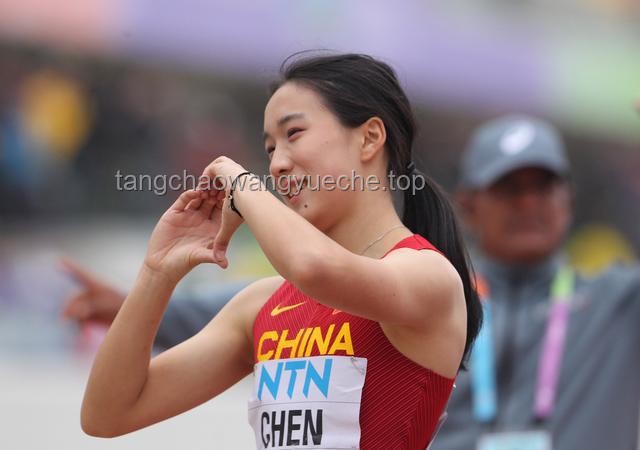 陳妤頡亞錦賽女子200米奪冠：新星閃耀，未來可期