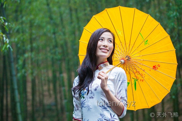 西湖邊的邂逅：改造失落外國美女的中國風(fēng)情記憶