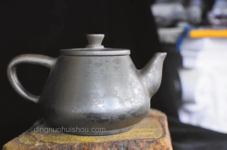 從1塊泥巴到上億天價(jià)！非遺汝瓷如何點(diǎn)土成“金”？