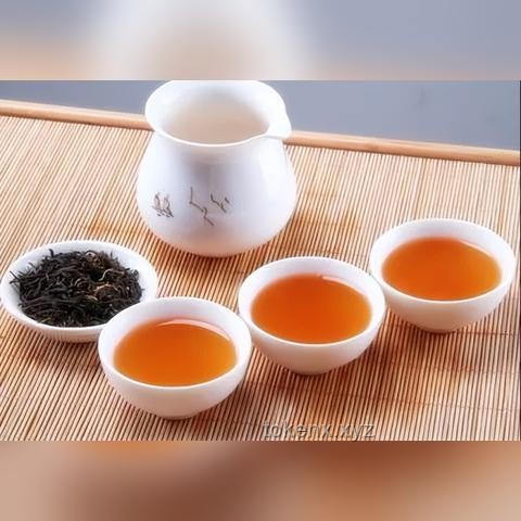 小伙亞硝酸鹽中毒后尿液竟變藍(lán)色？了解背后的真相！