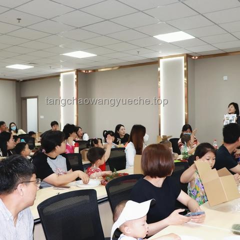 如果兒童節(jié)允許你做件平時覺得很「孩子氣」的事，你會做什么？——成人童心釋放的社會心理與經(jīng)濟影響分析