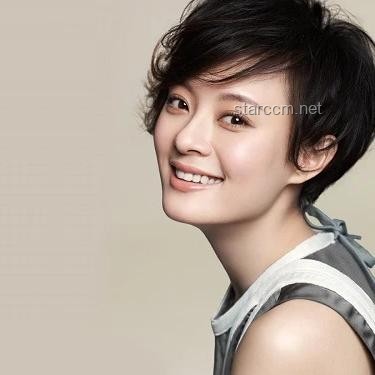 孫儷點(diǎn)掉唇下痣引發(fā)熱議：特色、演技與公眾審視
