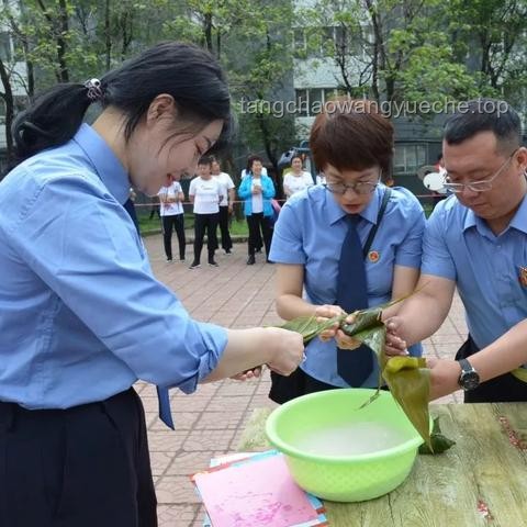 **2?2?/??.?? 端午粽香，思維飛揚：解鎖朋友圈新姿勢**