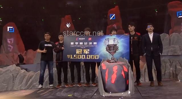 迪迦“搶奶”事件背后的AD鈣奶行業(yè)洞察