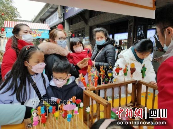探秘非遺新境：總書記引路，跨界非遺創(chuàng)新行