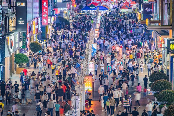 端午經濟成為消費活力新引擎，民俗文化煥發(fā)新商機