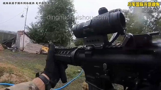 烏軍曝光罕見穿越機(jī)視角下的戰(zhàn)場(chǎng)偵察解決方案